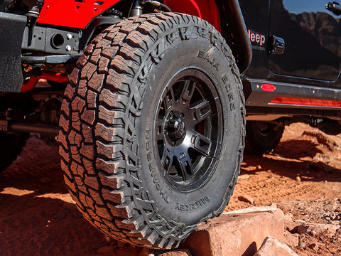 MICKEY THOMPSON Baja Boss A/T Premium Extreme Hybrid All Terrain Tire